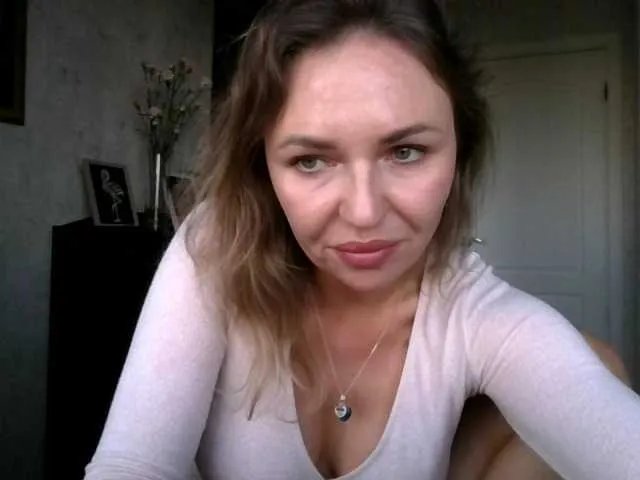 Freechat CuteFngelina on BongaCams