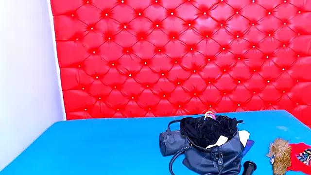 ana_star on StripChat 