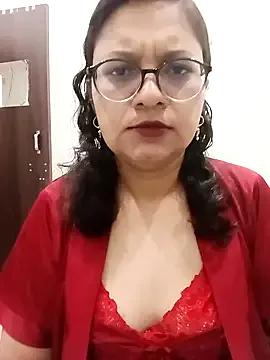 Mahira_sharma01
